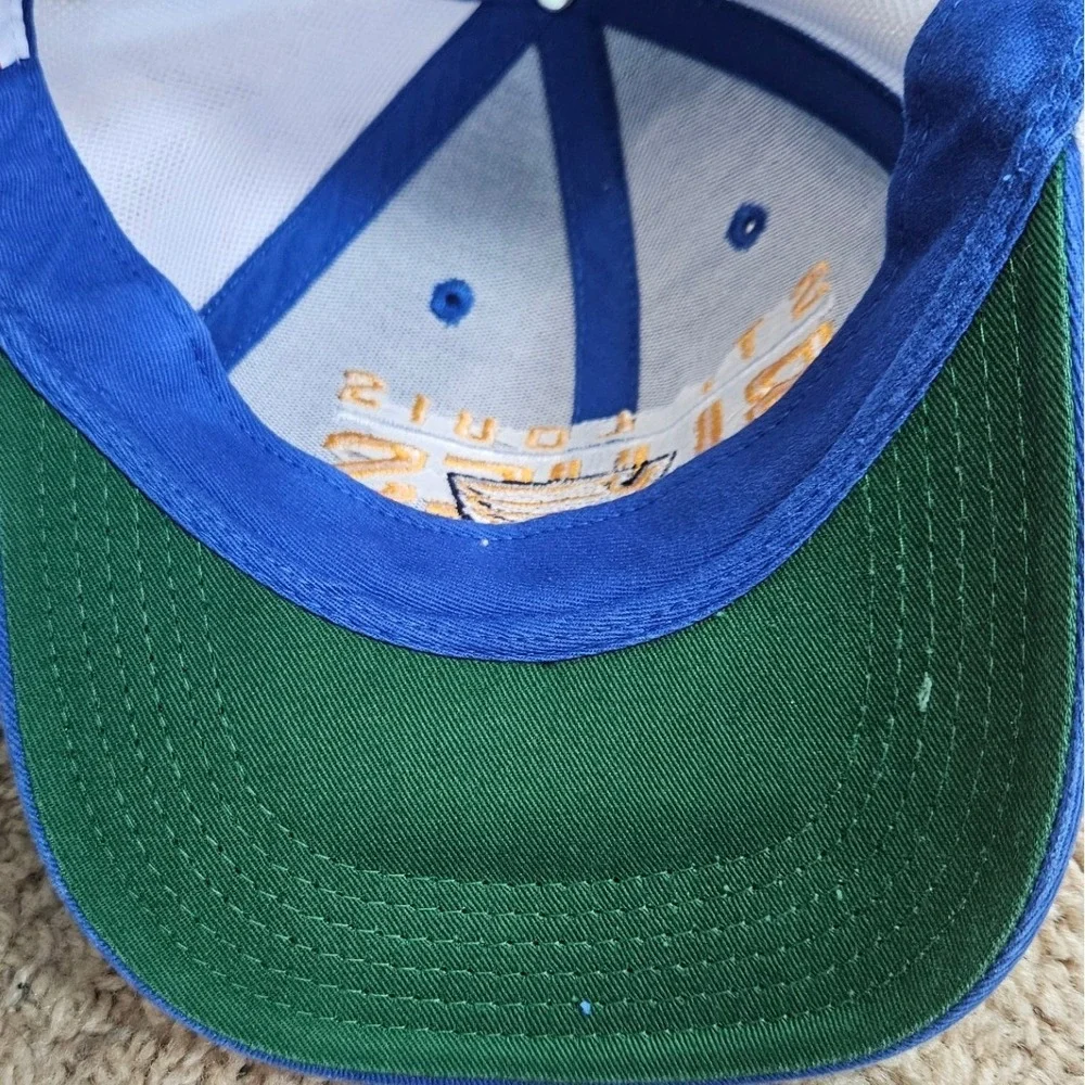 NHL St. Louis Blues Youth Trucker Hat Blue White Snapback Mesh Meshback Cap